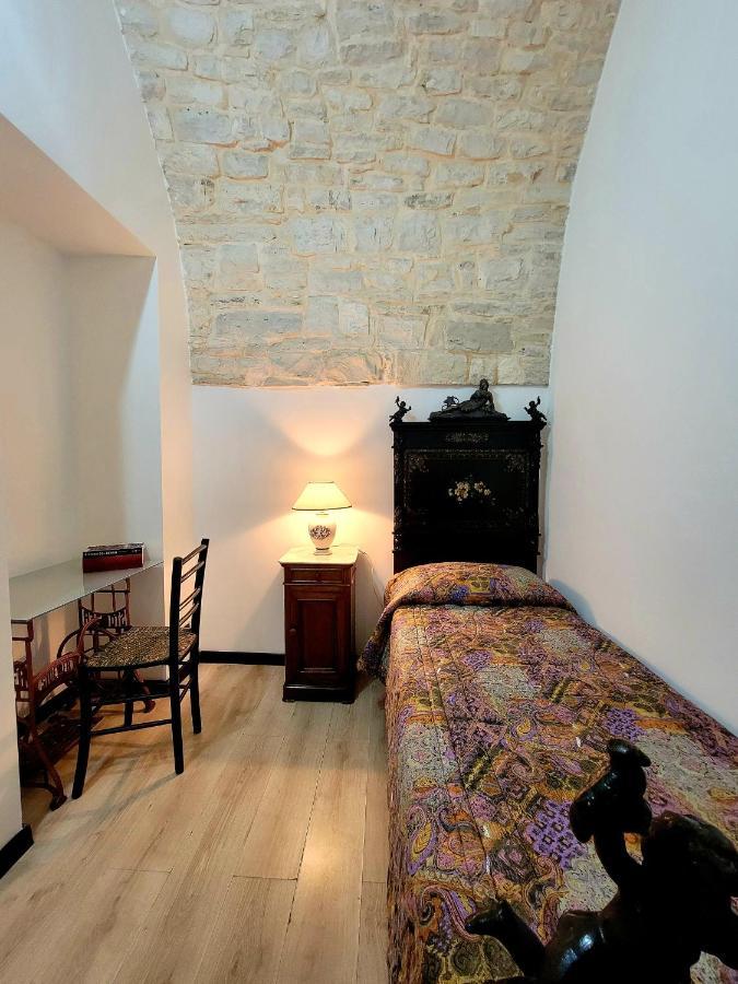 شقة Giovinazzo Historic Apulia Old Town Stone House With Private Patio المظهر الخارجي الصورة