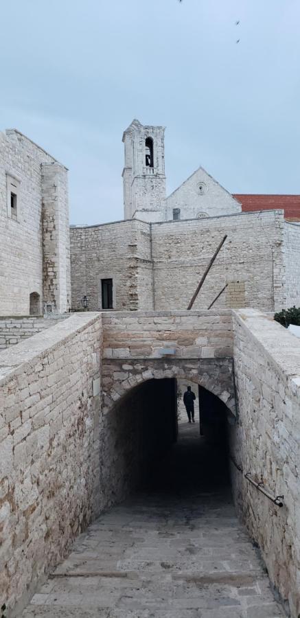 شقة Giovinazzo Historic Apulia Old Town Stone House With Private Patio المظهر الخارجي الصورة