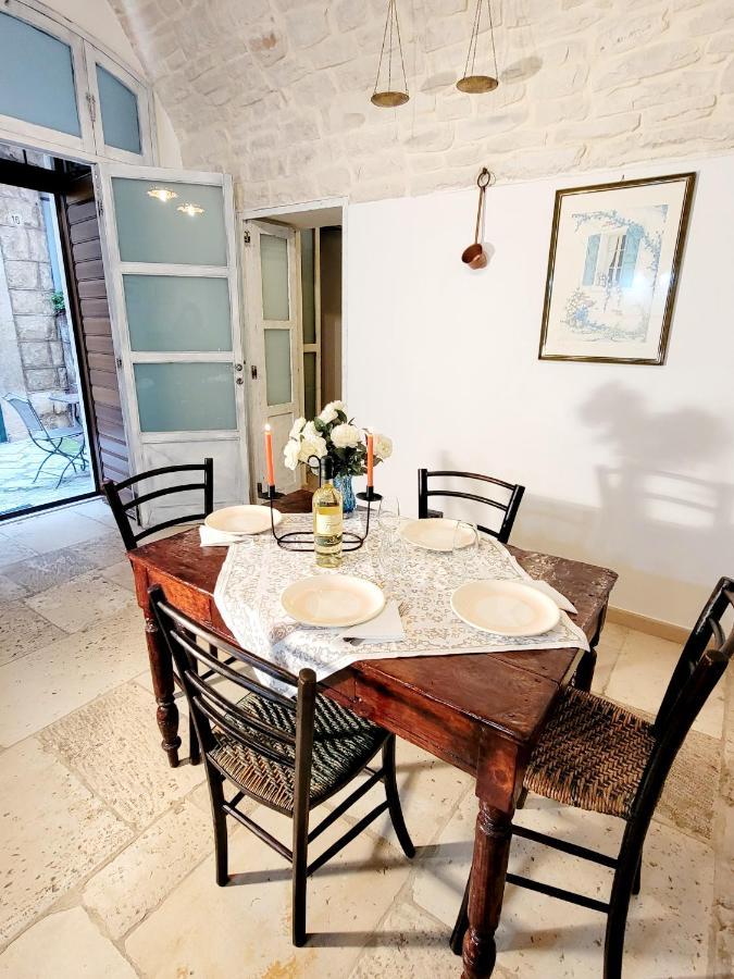 شقة Giovinazzo Historic Apulia Old Town Stone House With Private Patio المظهر الخارجي الصورة